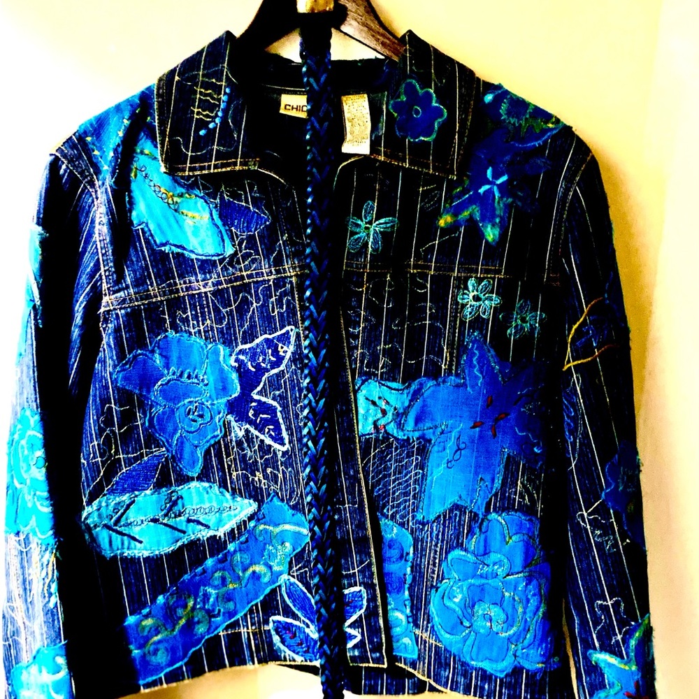 Chicos women denim jean jacket blue and black floral